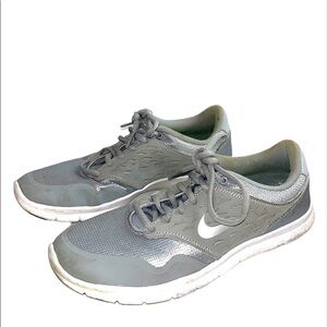 Women’s Sz 7.5 Nike Orive NM running shoe wolf gray/metallic/volt sneaker
